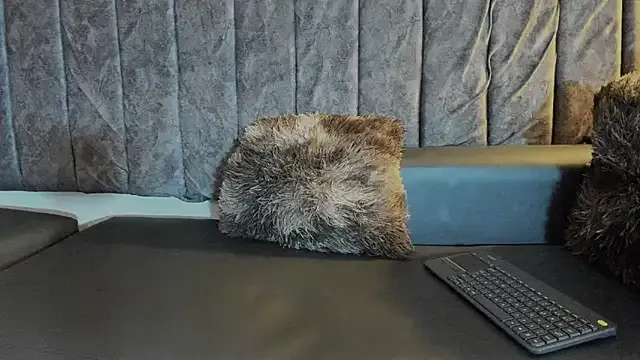 Rowan_Mills — All Naked and Masturbate 3min