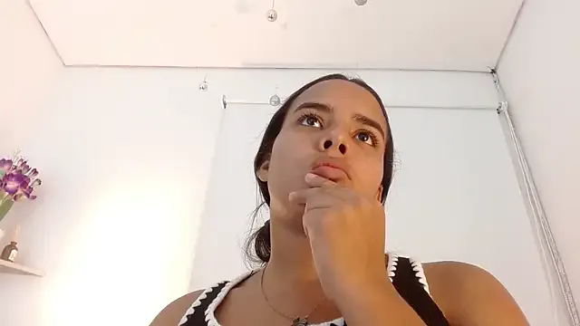 Avatar of Roxy_Stonee