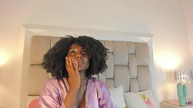 Avatar of SamanthaBrown69