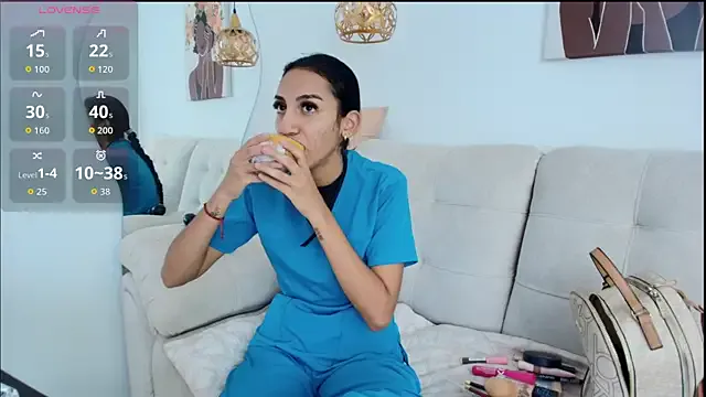 Samara_Smith04 — Cowgirl with my big dildo!!!