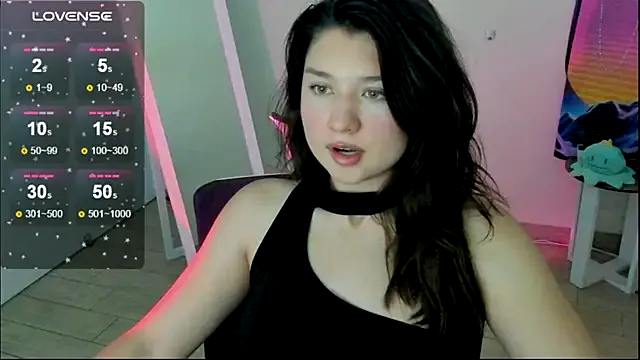 Sandra_Curly — Cream on the face