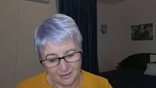 Sandra_Snowflake — oil show xx