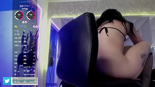 Avatar of Sara_Foxx1