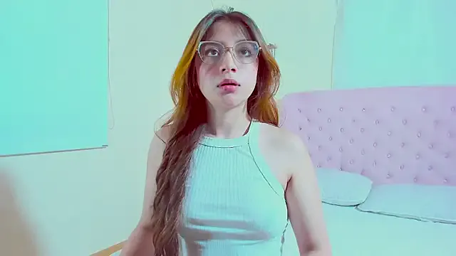 SaraCuteGirl — fuck myself 