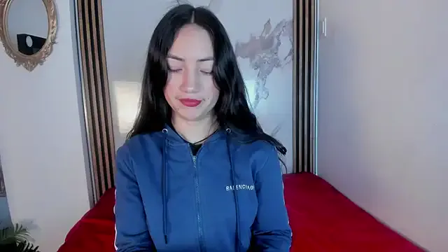 Scarlett__Fox__ — TOPLESS + NIPPLE CLAMPS