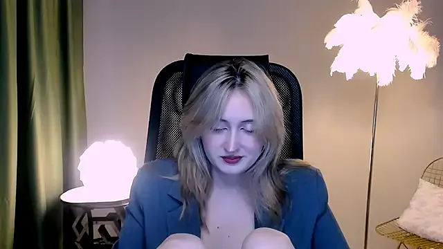 ScarlettScril — Catwoman costume