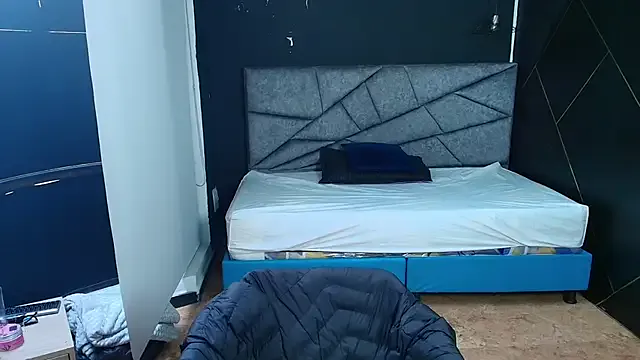 ScarletWard_ — Striptease for you