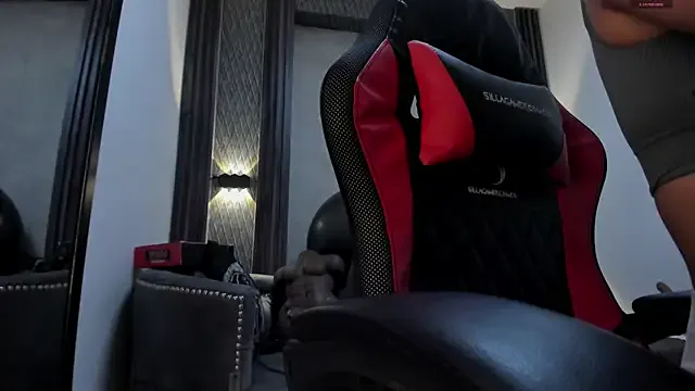 Avatar of selene_red_