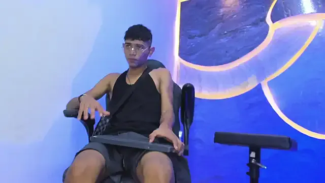 Sex_Boy_33_'s avatar