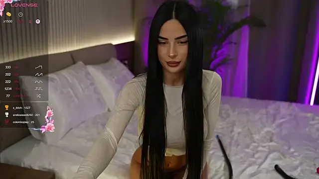 sexy_sabotageee — getting nude