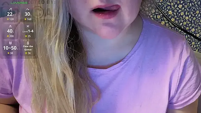 sexyshowow — Freechat on StripChat