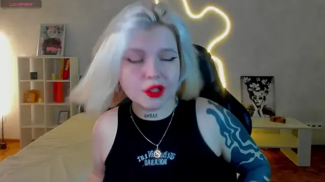 Avatar of shadow__purrr