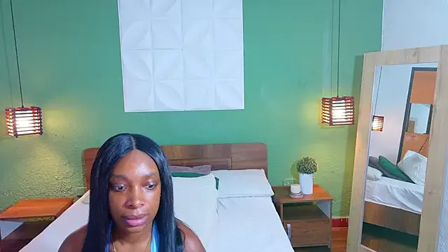 Shamiraa_moore — Sexy dance naked  + oil