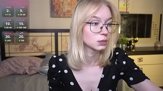 ShanelTunon — Show my naughty tounge