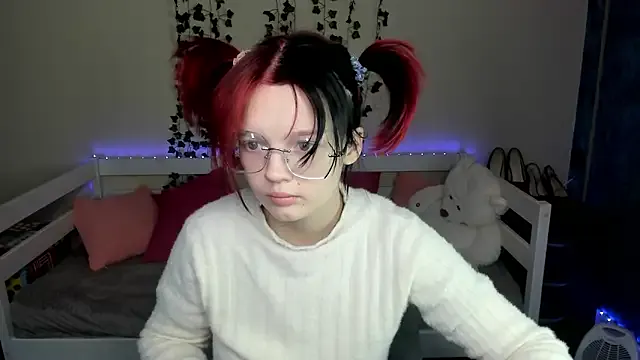 Avatar of shy_elina01