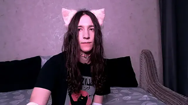 SilverMuse_ — Jerking off for 10 mins :3