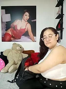 skarleth001 from StripChat is Freechat