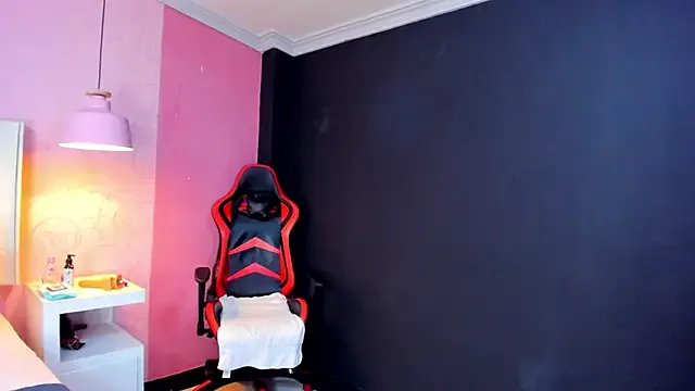 Avatar of SkylerBloomm