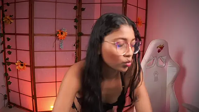 Avatar of small_emilie