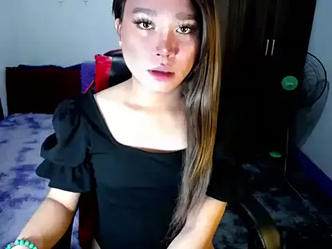 sofiathe1st — BE  MY LOVER!