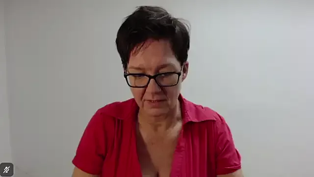 Avatar of Sofie69Velvet