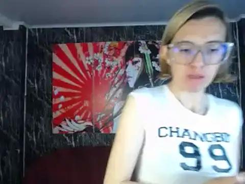 sonia_love_m from StripChat is Freechat