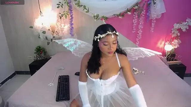 Avatar of sophia_brunette_