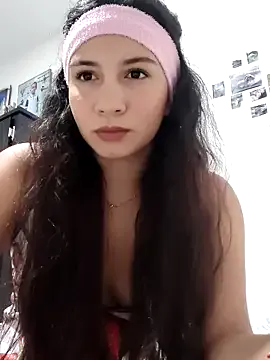 sophia_salazar18 — Let's play with my pussy