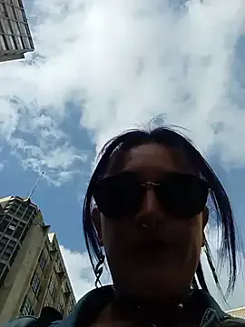 sophie_banger — Make me horny in street 