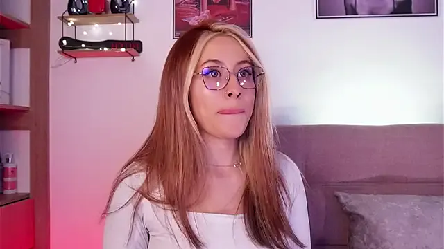 Avatar of SophiieCumsx