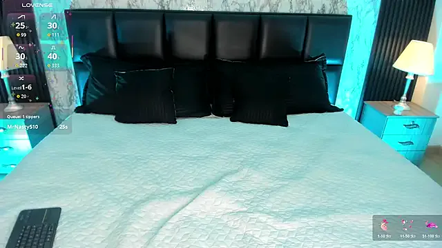 SpicyAmelia — NAKED OILY BODY