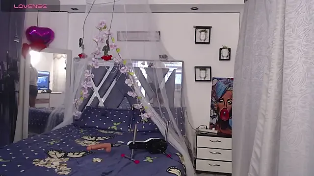 Steisyromero7 — Naked and suck dildo