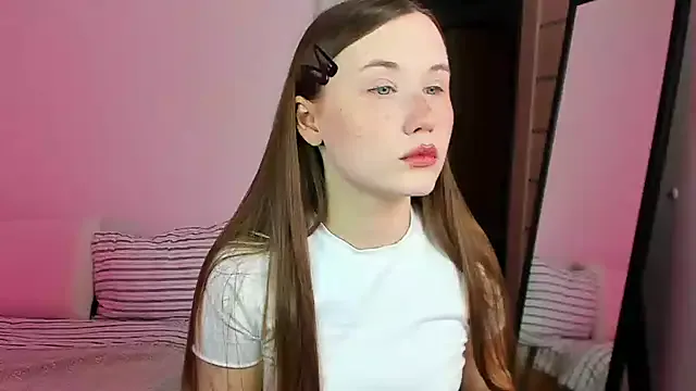 Stella_Sunny — thumb sucking + eye contact