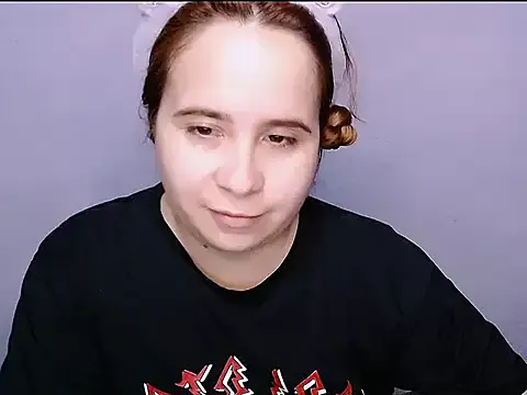 SubLayla01 — squirt On my face more control lovense