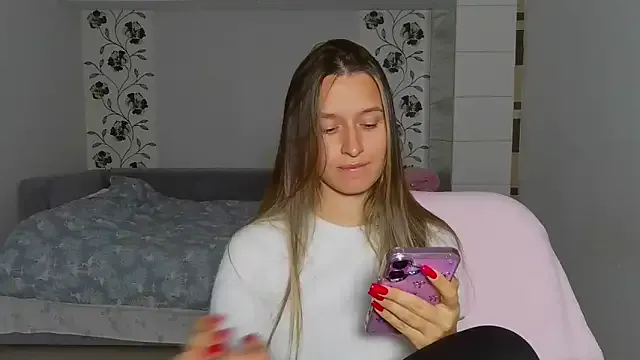 Submissive_love — play with dildo