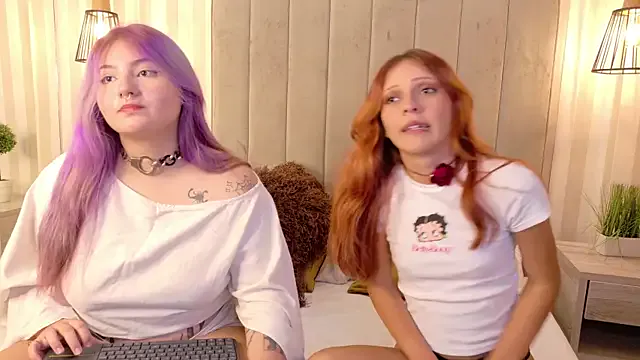 SukiandNaomi — Lick Naomi ass