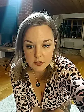 SwedishJennifer's avatar