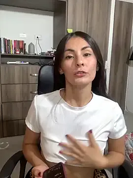 sweet-abbie — Sexy striptease