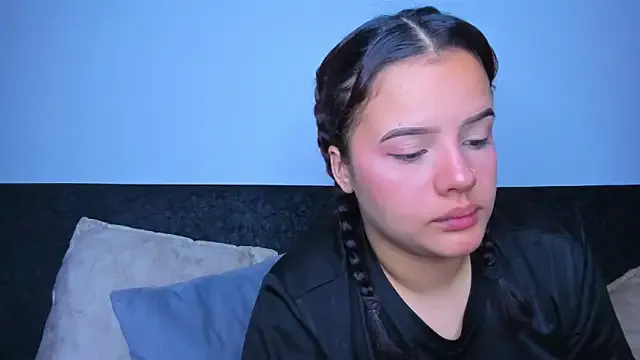 sweet_lily26 — BRA OFF, FACE FUCK, DEEP THROAT 