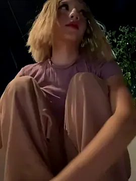 Avatar of SweetBunnyGF