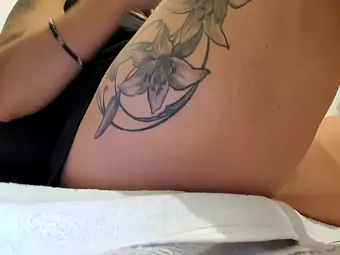 Avatar of sweethotmilf888