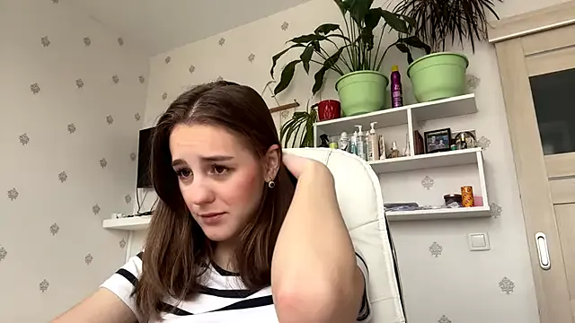 SweetieKatie — Hands under top, touch my boobs