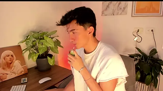 Avatar of sweettaaron01