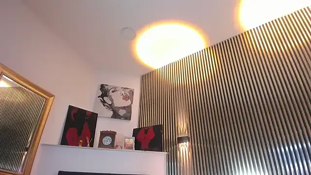 SyraPalmer — montar dildo 