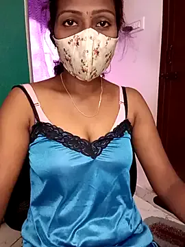 Avatar of Tamil_kavinila