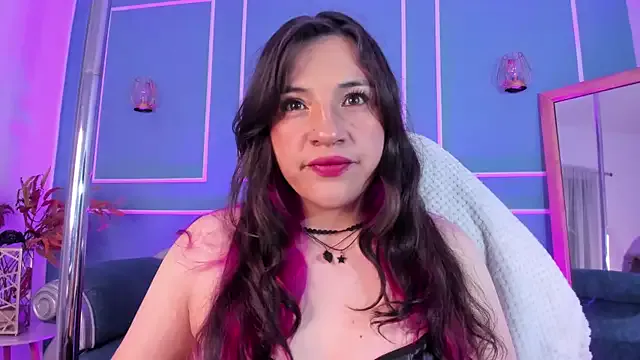 TaraTaylorr — ice cream in titts 