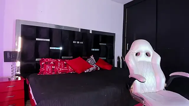 Avatar of Tasha_Sant