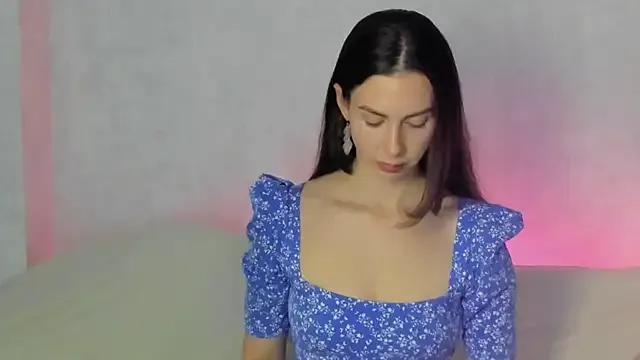 Teresa_Hardly — take off dress