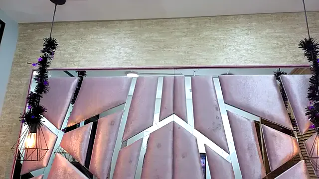 ThaliaCross — play  my pussy domi  