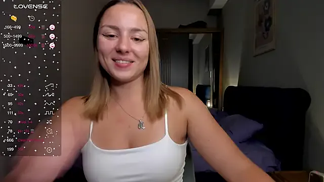 Avatar of ThreeshaWhite